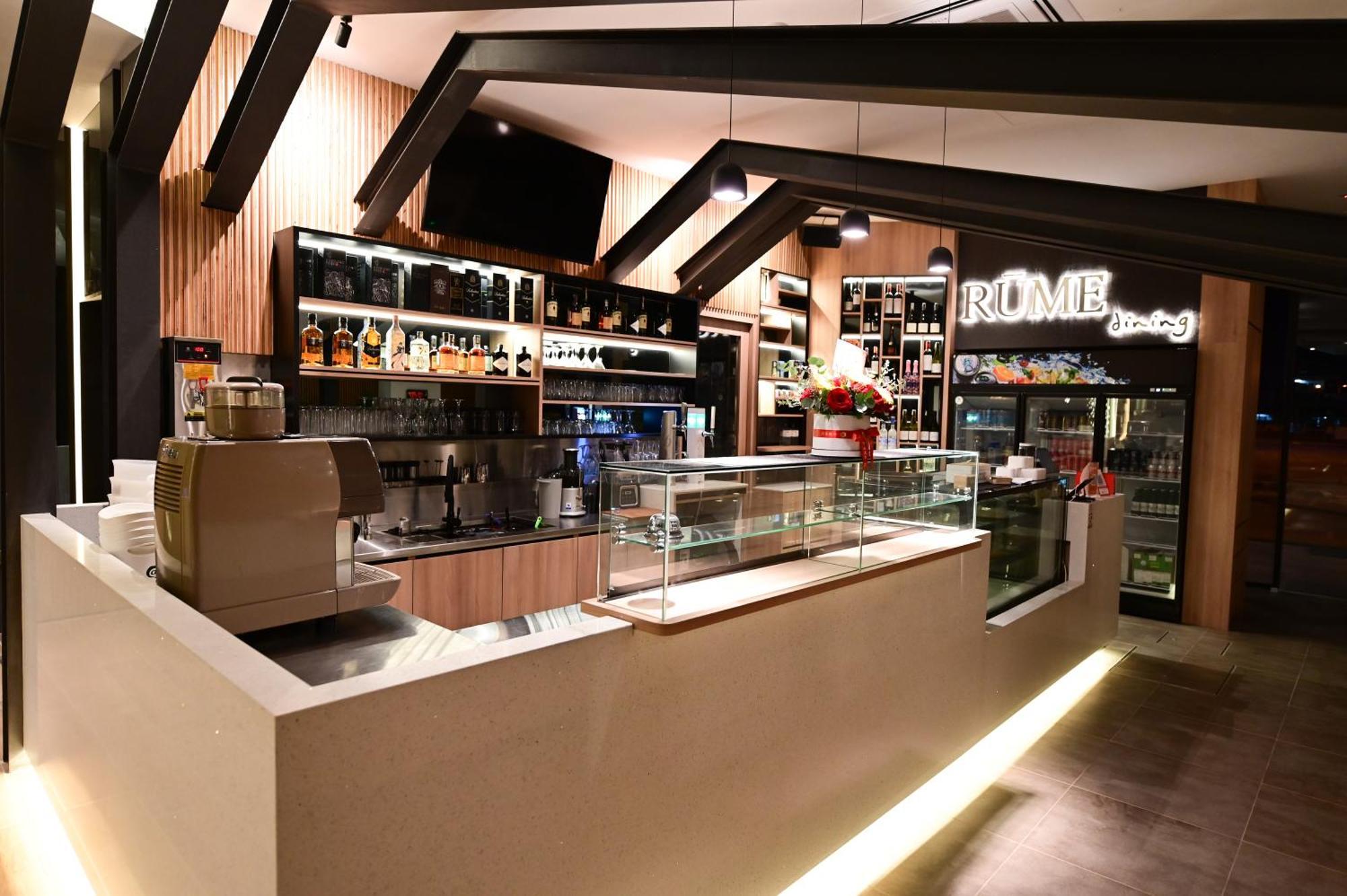 Rume Hotel Kuching Bagian luar foto