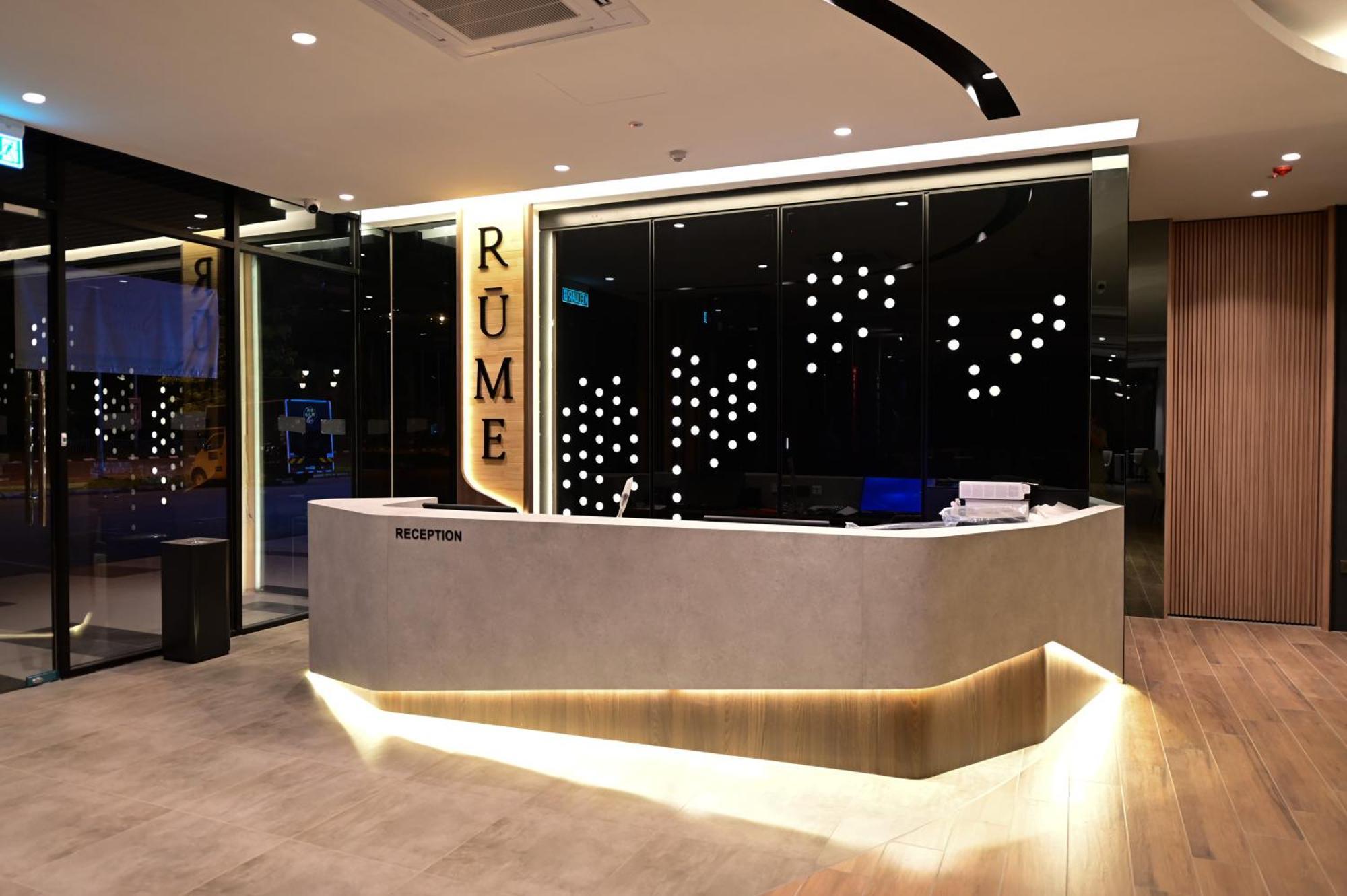 Rume Hotel Kuching Bagian luar foto